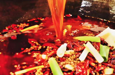 牛油紅油火鍋底料，真的越辣越好嗎？