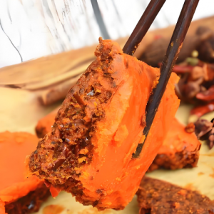 火鍋清油與牛油，風(fēng)味與營(yíng)養(yǎng)究竟有何不同？